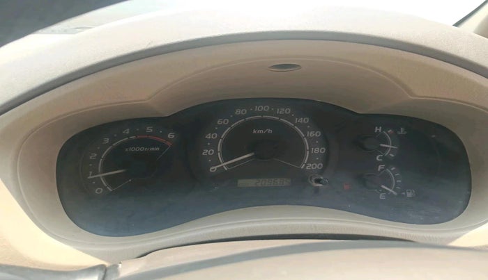 2008 Toyota Innova G4 2.5 8 STR, Diesel, Manual, 2,09,685 km, interior