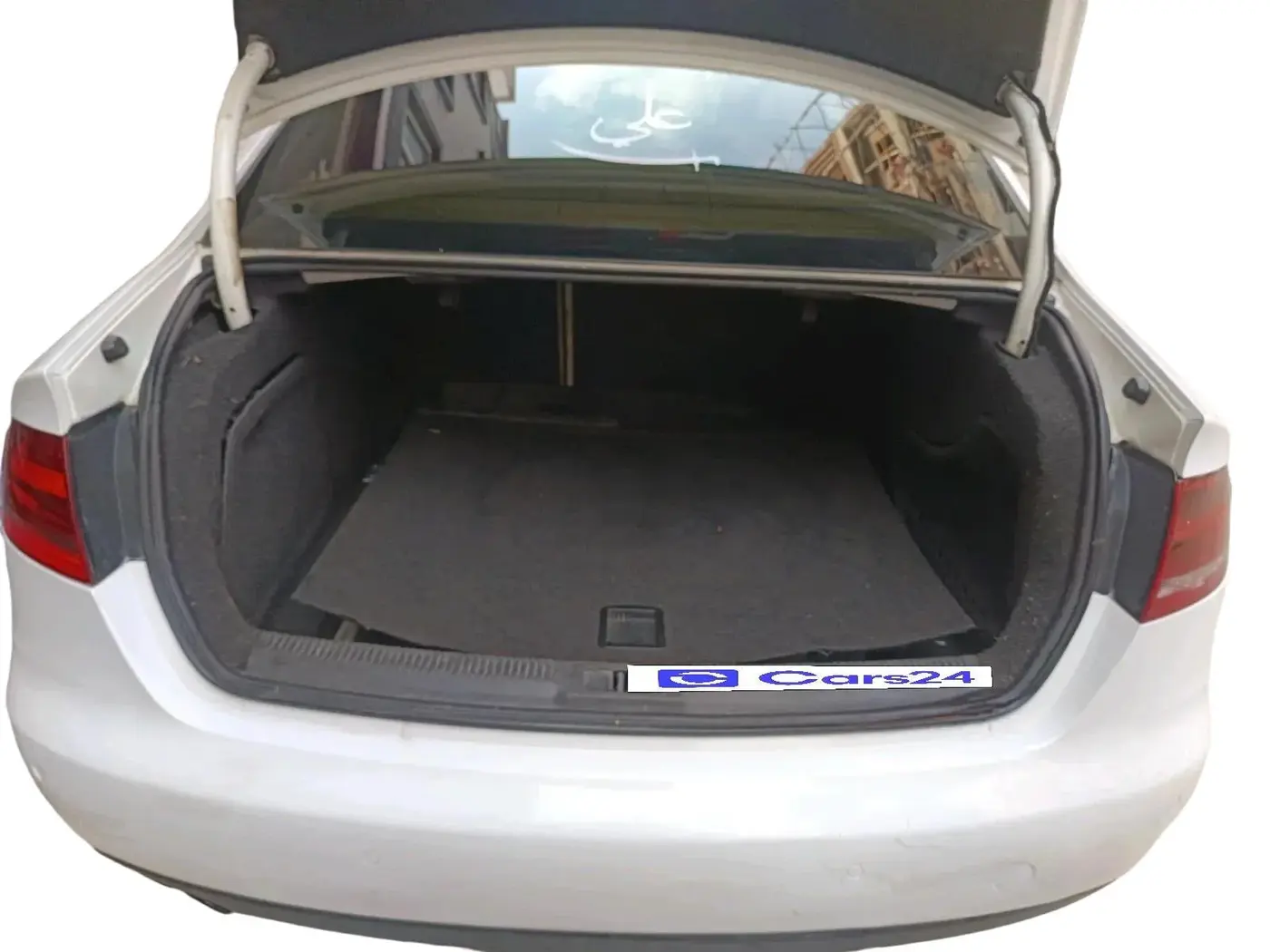 2008 Audi A4 2.0 TDI, Diesel, Automatic, 1,30,207 km, exterior