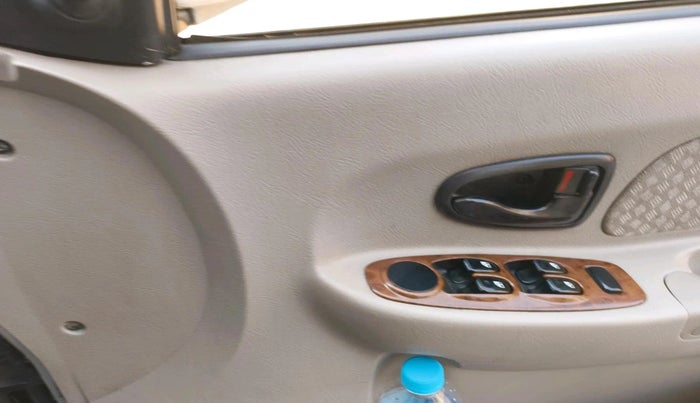 2011 Hyundai Accent EXECUTIVE LPG, Petrol, Manual, 1,09,344 km, interior