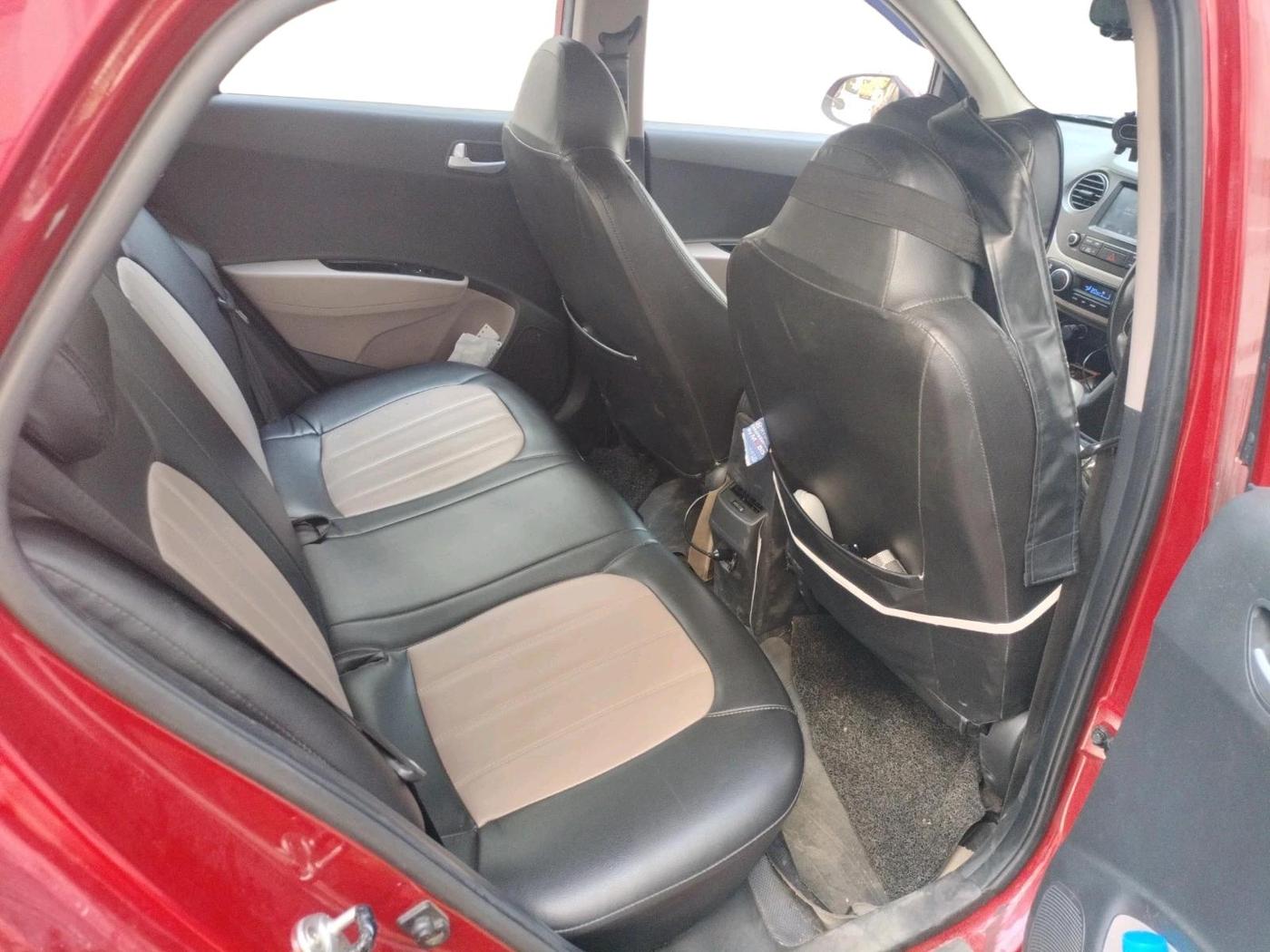 2018 Hyundai Grand i10 ASTA 1.2 KAPPA VTVT, Petrol, Manual, 1,02,555 km, interior