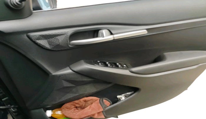 2025 KIA SELTOS HTE (O)1.5 Diesel MT, Diesel, Manual, 8,683 km, interior