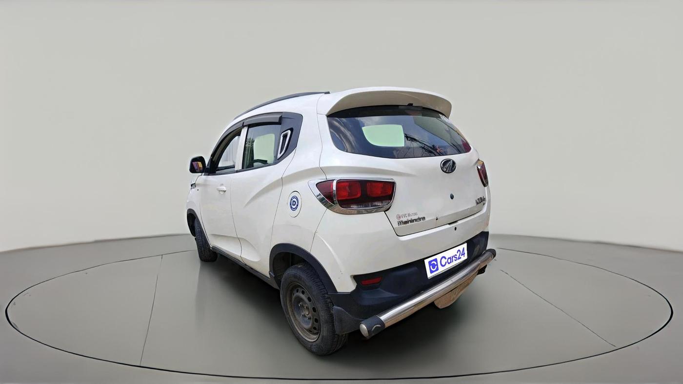 2016 Mahindra Kuv100 K4 D 6 STR, Diesel, Manual, 1,38,068 km, exterior