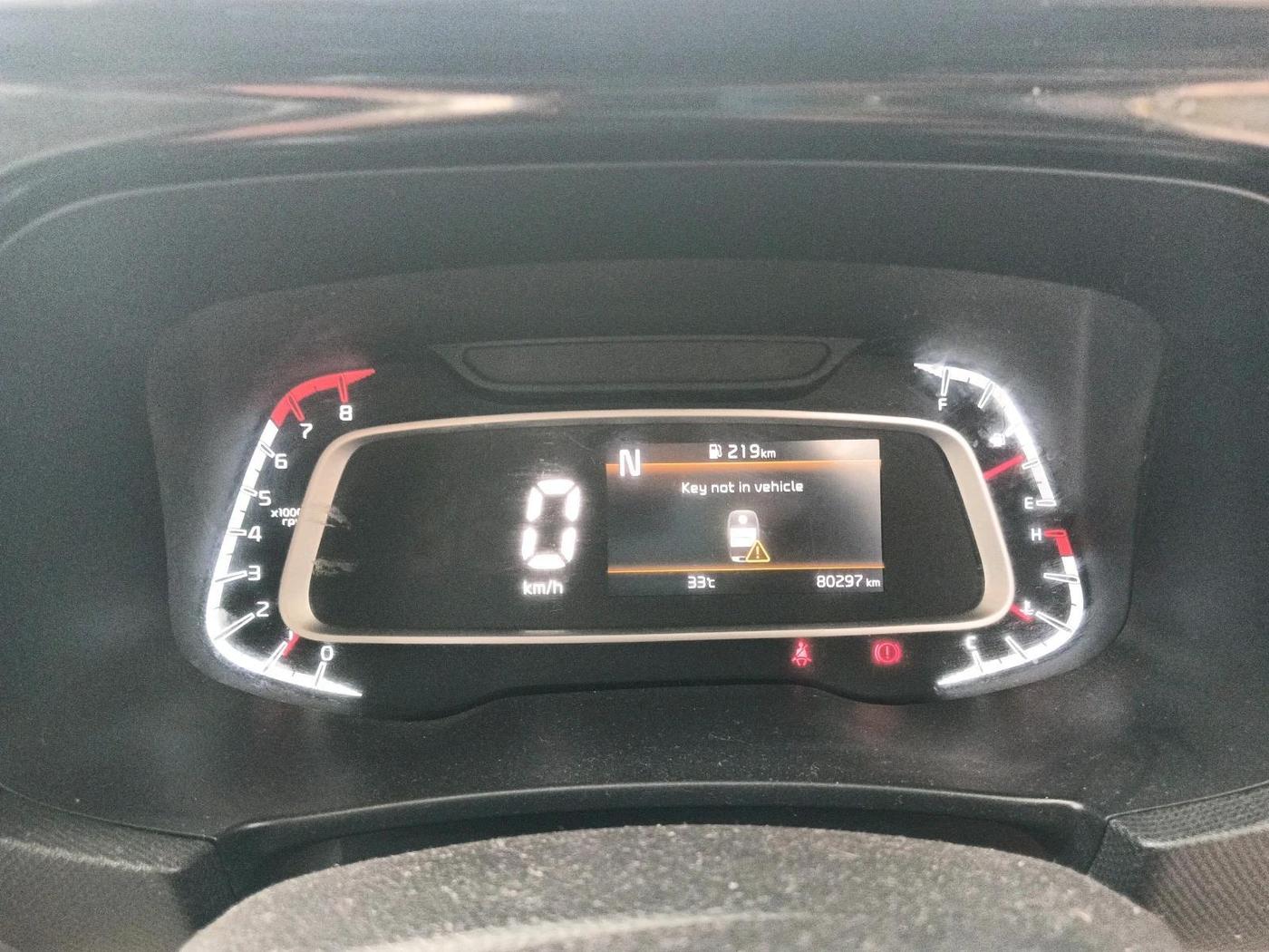 2021 KIA SONET HTX 1.0 IMT, Petrol, Manual, 80,297 km, interior