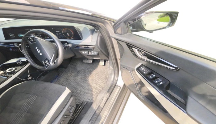 2023 KIA EV6 GT LINE AWD, Electric, Automatic, 131 km, interior