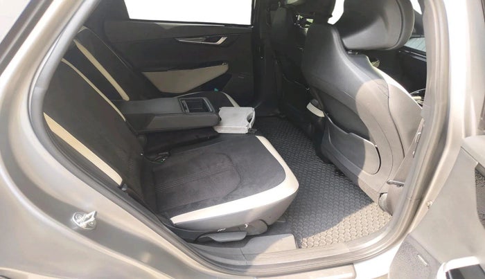 2023 KIA EV6 GT LINE AWD, Electric, Automatic, 131 km, interior