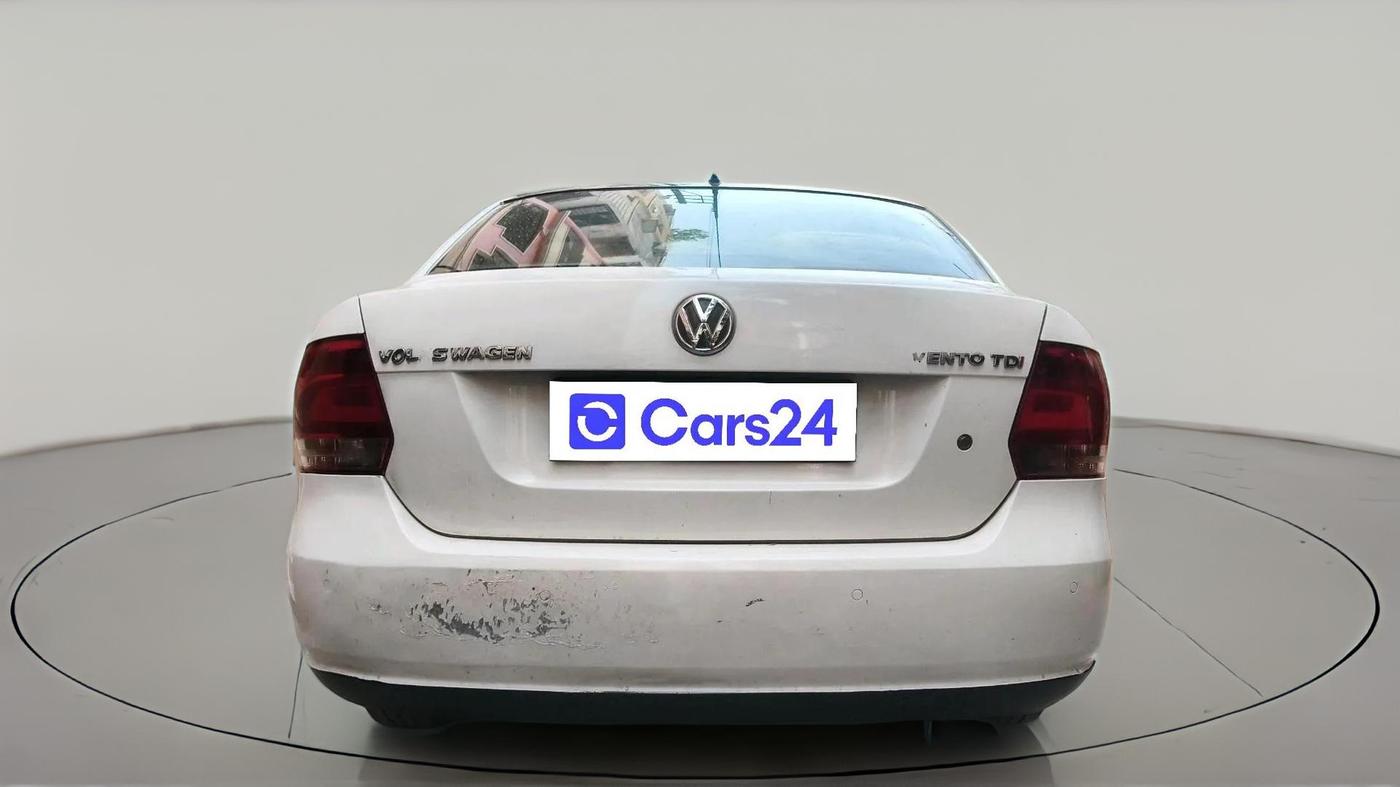 2013 Volkswagen Vento COMFORTLINE DIESEL 1.6, Diesel, Manual, 64,005 km, exterior