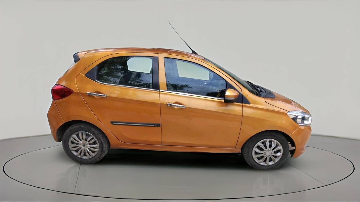 2018 Tata Tiago XZ DIESEL, Diesel, Manual, 74,239 km, exterior