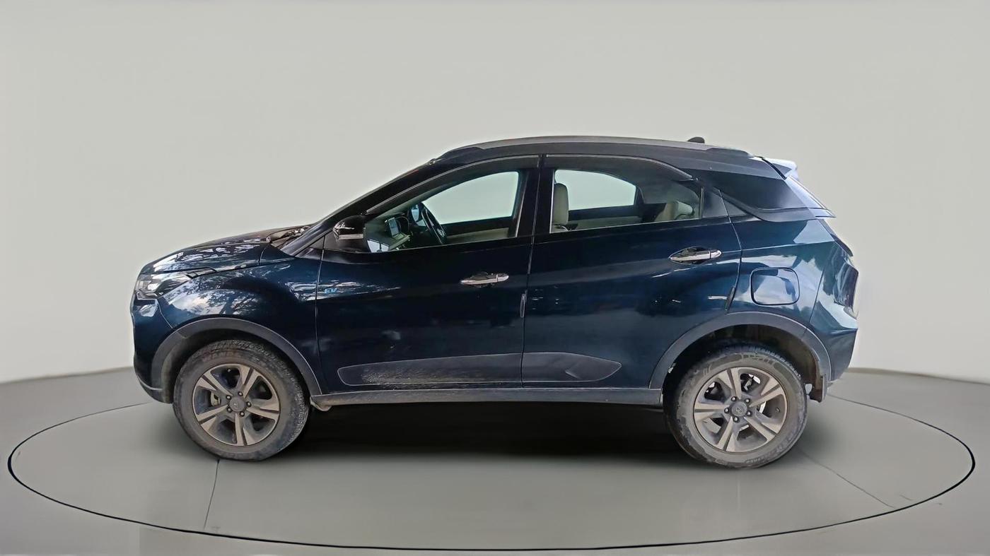 2022 Tata NEXON EV XZ PLUS LUX, Electric, Automatic, 66,711 km, exterior