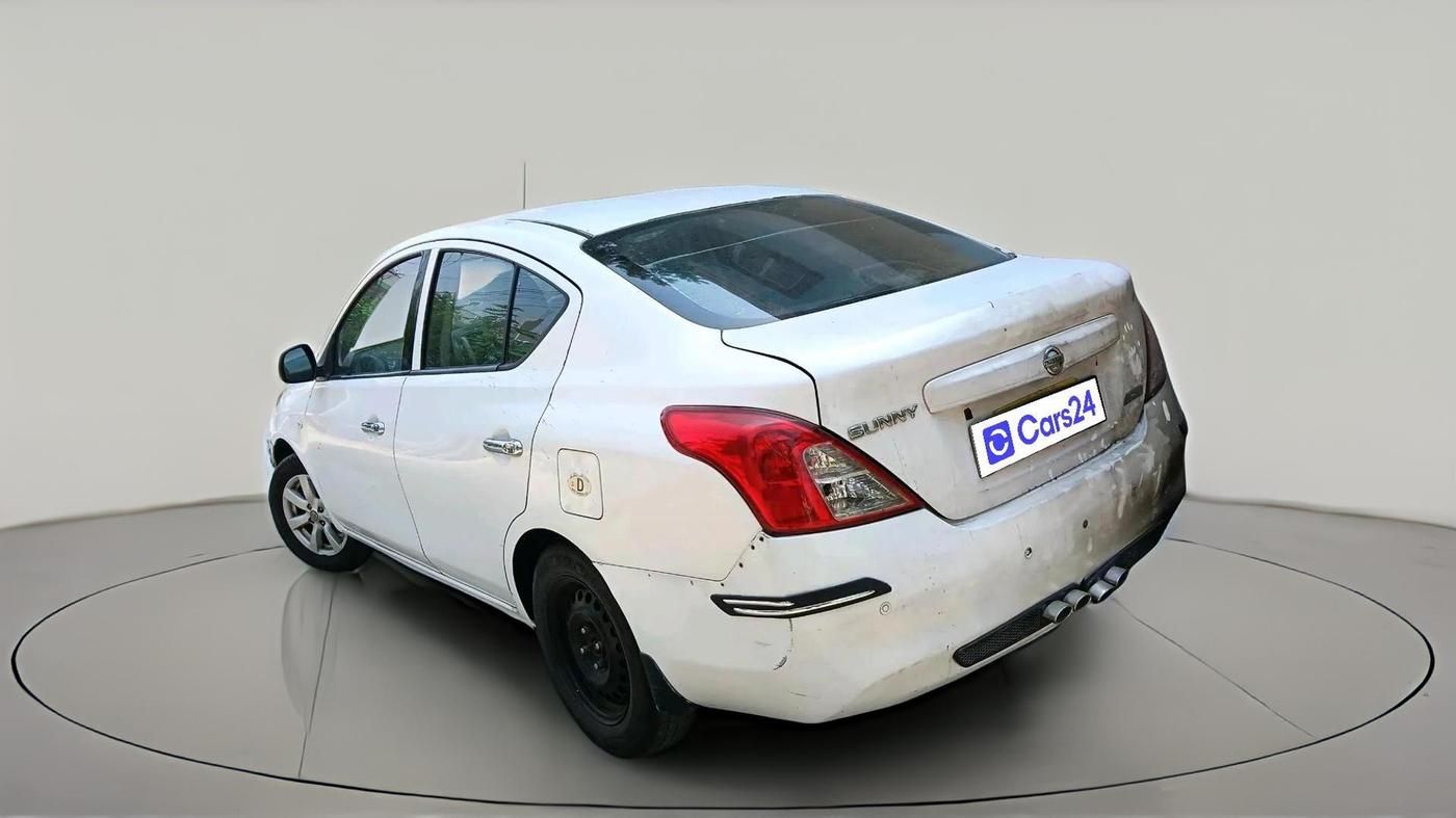 2012 Nissan Sunny XV DIESEL, Diesel, Manual, 1,15,224 km, exterior