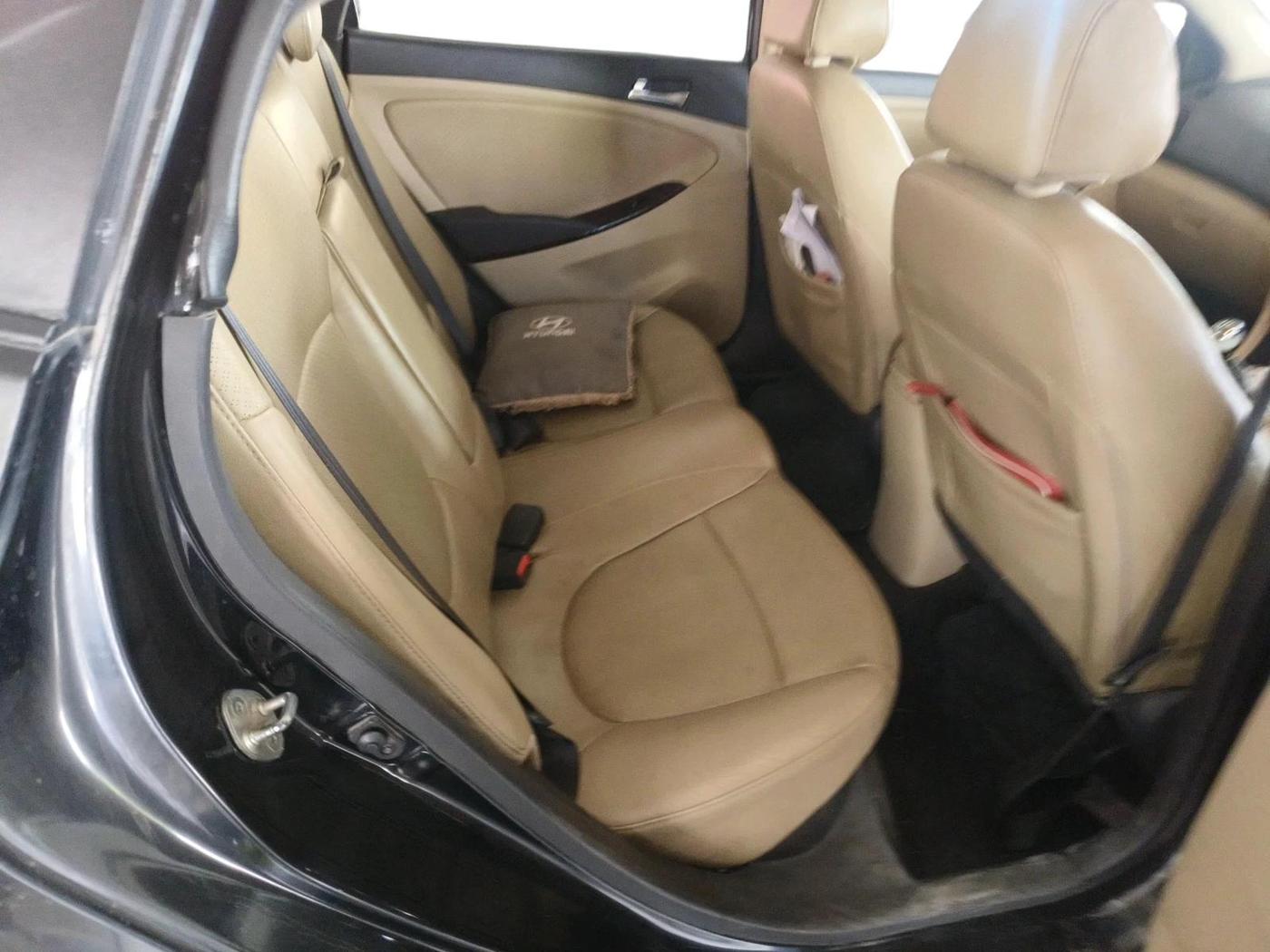 2014 Hyundai Verna FLUIDIC 1.6 CRDI SX OPT, Diesel, Manual, 2,57,125 km, interior