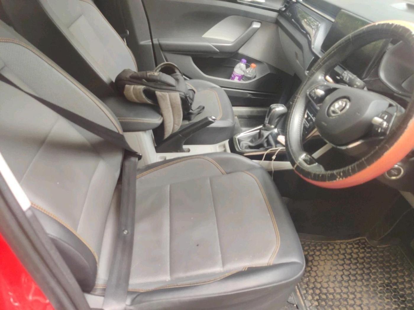 2022 Skoda KUSHAQ STYLE 1.0L TSI AT, Petrol, Automatic, 25,000 km, interior
