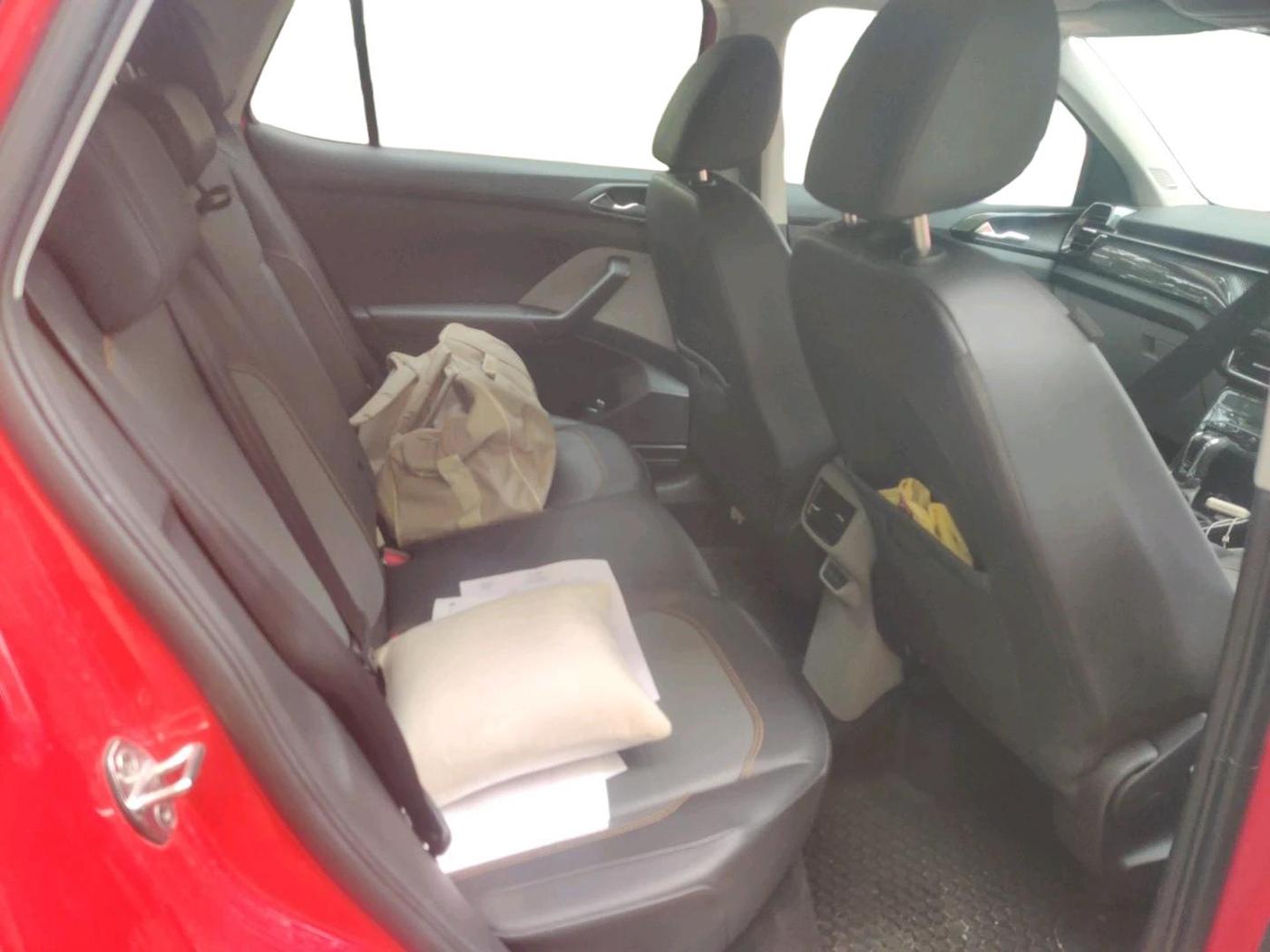2022 Skoda KUSHAQ STYLE 1.0L TSI AT, Petrol, Automatic, 25,000 km, interior
