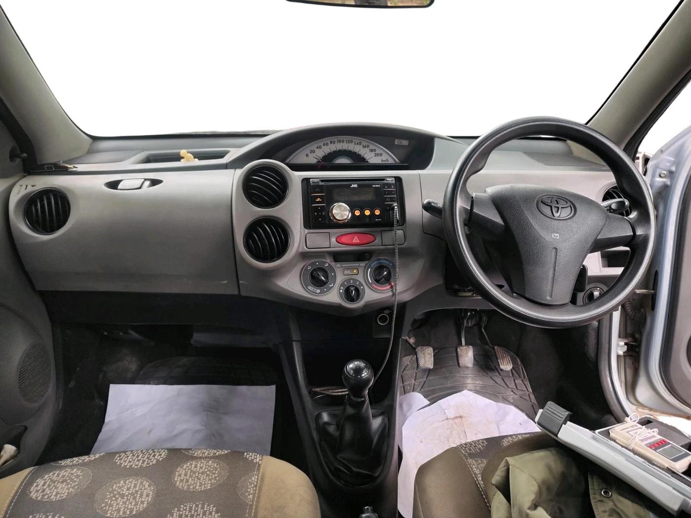 2011 Toyota Etios G, Petrol, Manual, 1,09,867 km, interior