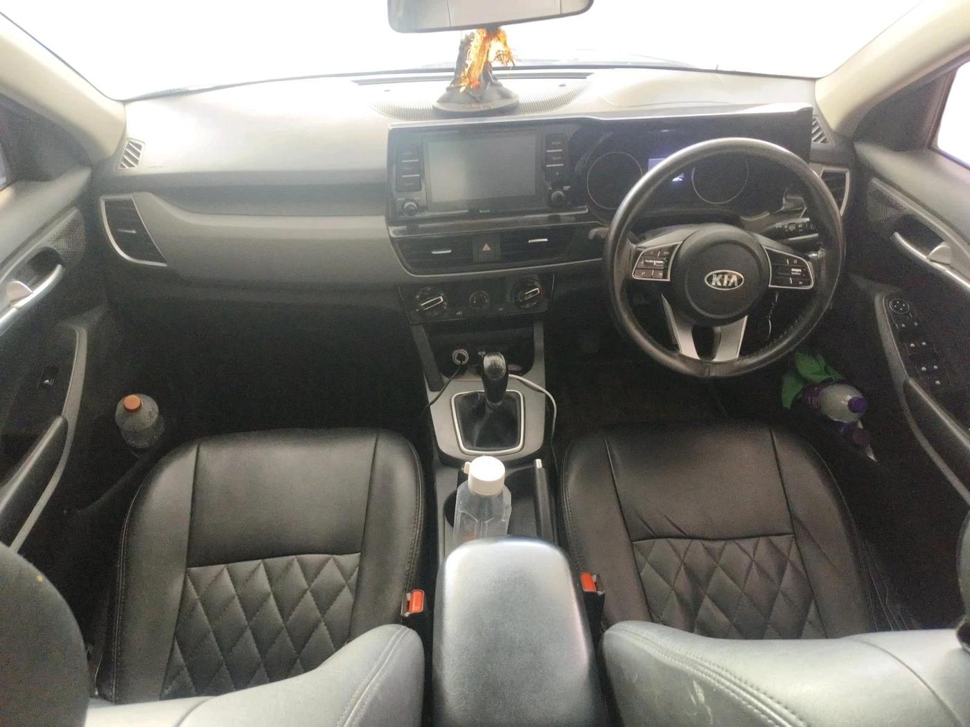 2021 KIA SELTOS HTE 1.5 DIESEL, Diesel, Manual, 1,19,397 km, interior