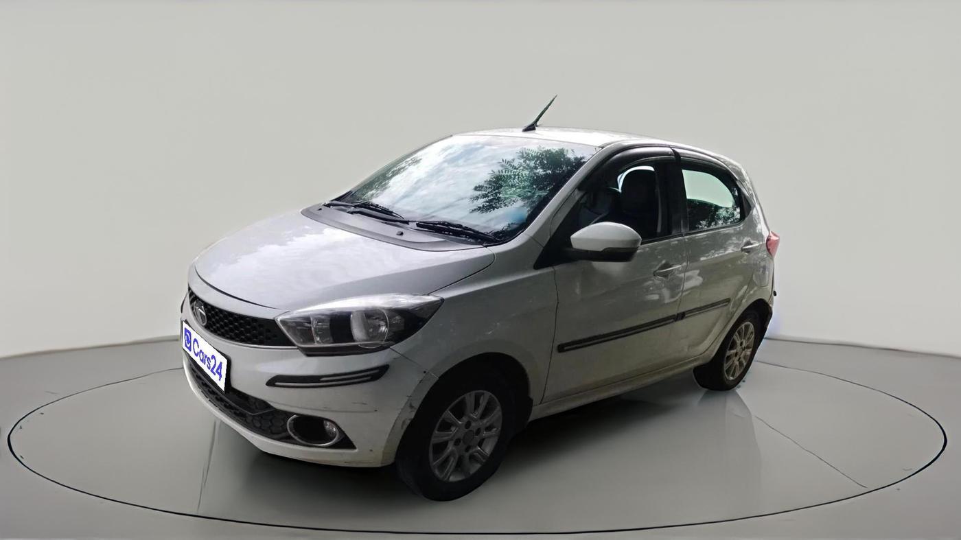 2018 Tata Tiago XZ PETROL, Petrol, Manual, 1,35,559 km, exterior