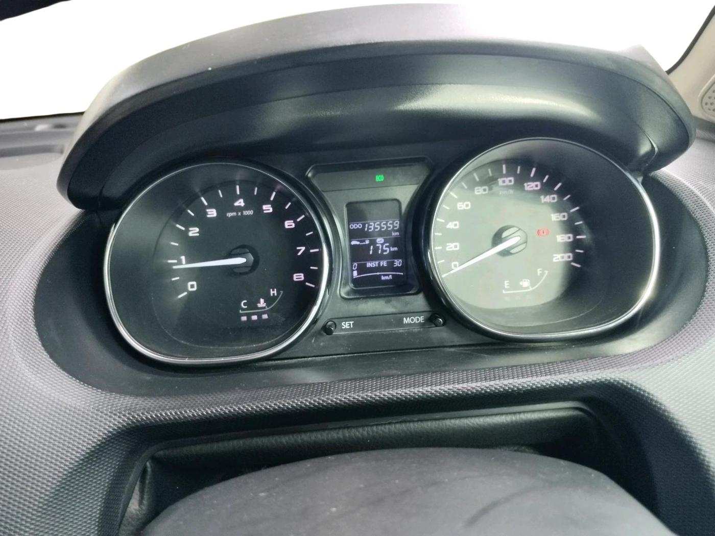 2018 Tata Tiago XZ PETROL, Petrol, Manual, 1,35,559 km, interior