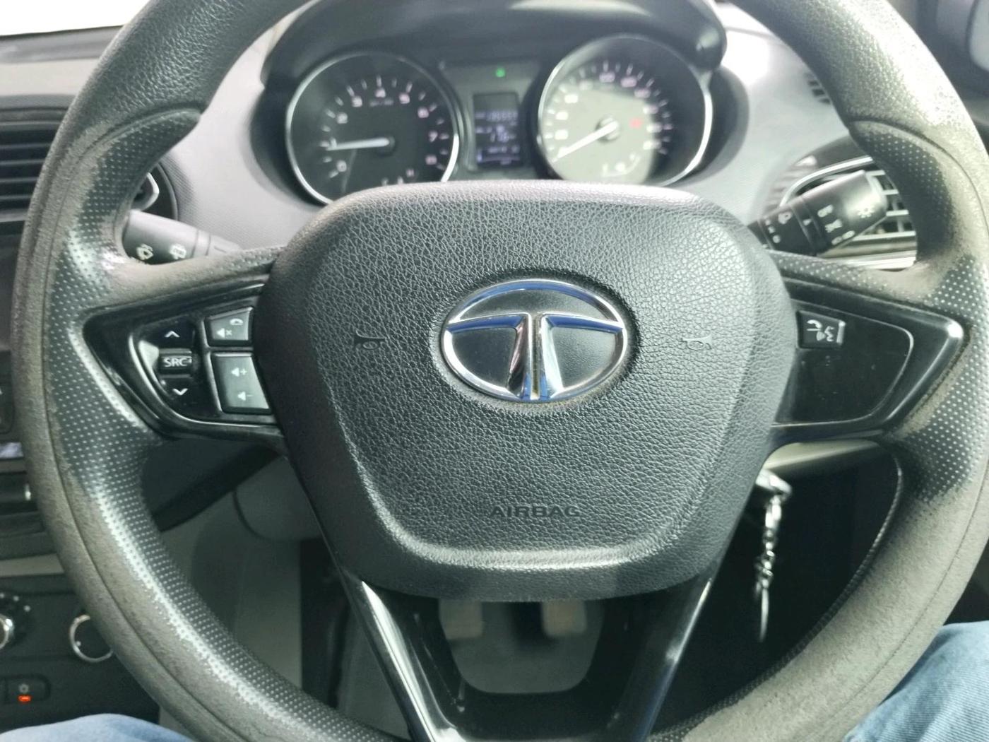 2018 Tata Tiago XZ PETROL, Petrol, Manual, 1,35,559 km, interior