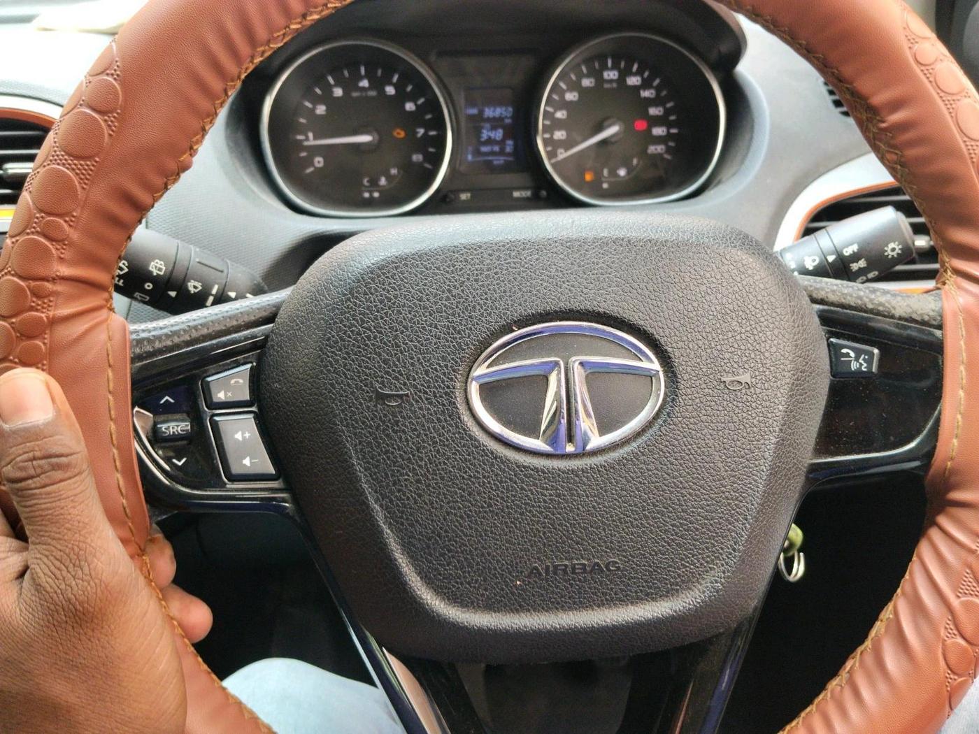 2018 Tata TIAGO NRG PETROL, Petrol, Manual, 36,850 km, interior