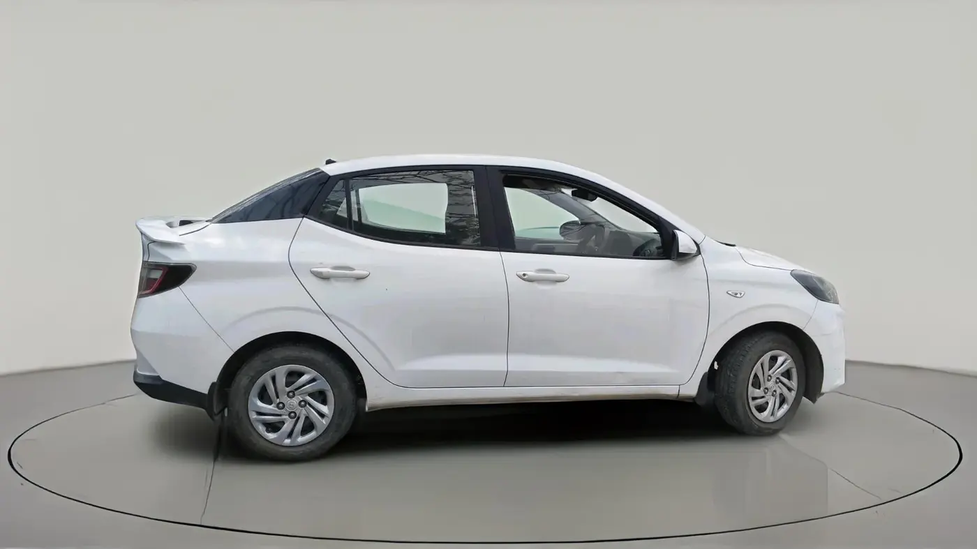 2022 Hyundai AURA S 1.2 CNG, CNG, Manual, 1,25,324 km, exterior
