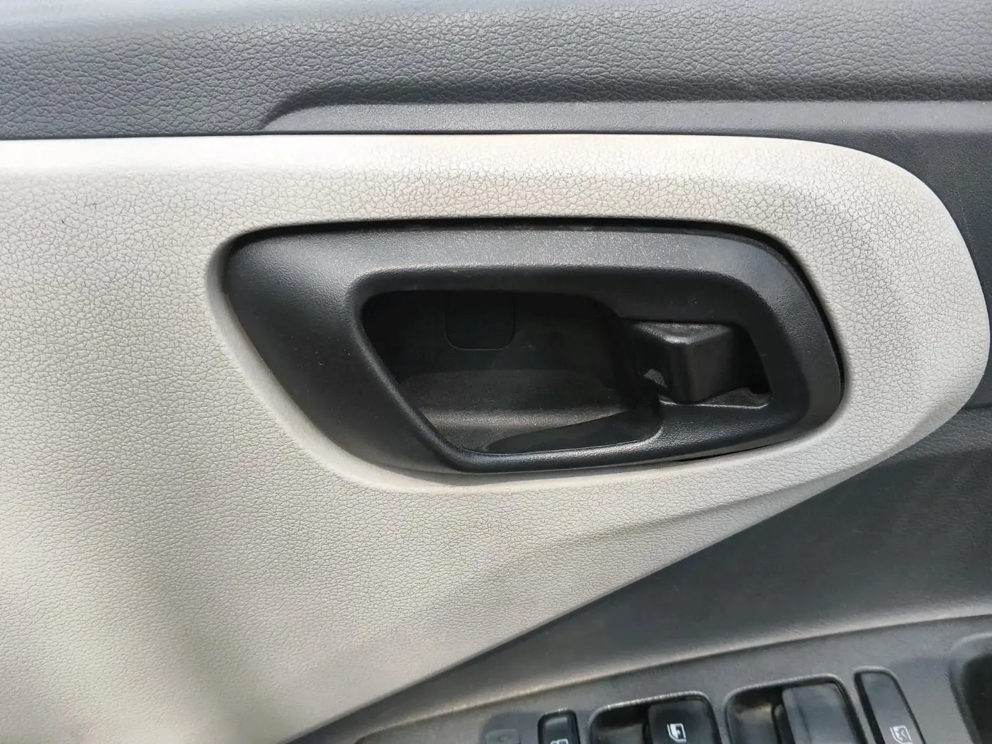 2022 Hyundai AURA S 1.2 CNG, CNG, Manual, 1,25,324 km, interior