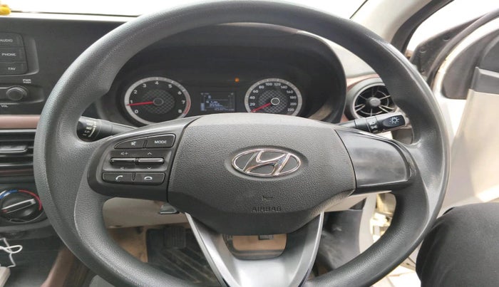 2022 Hyundai AURA S 1.2 CNG, CNG, Manual, 1,25,324 km, interior