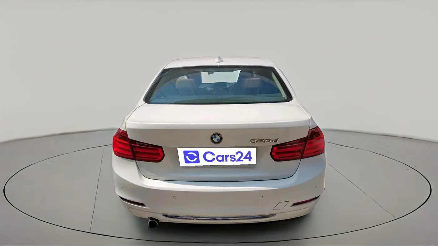 2014 BMW 3 Series 320D LUXURYLINE, Diesel, Automatic, 82,177 km, exterior