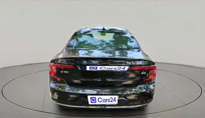 2022 Volvo S90 B5 INSCRIPTION, Petrol, Automatic, 98,168 km, exterior