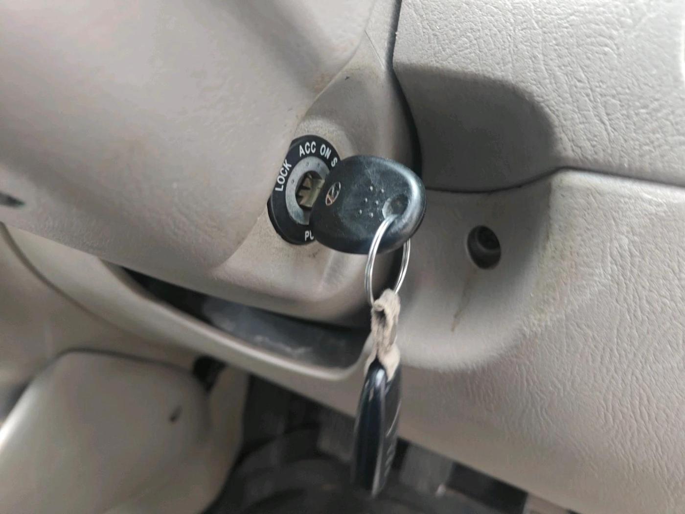 2011 Hyundai Accent EXECUTIVE, Petrol, Manual, 1,10,860 km, interior
