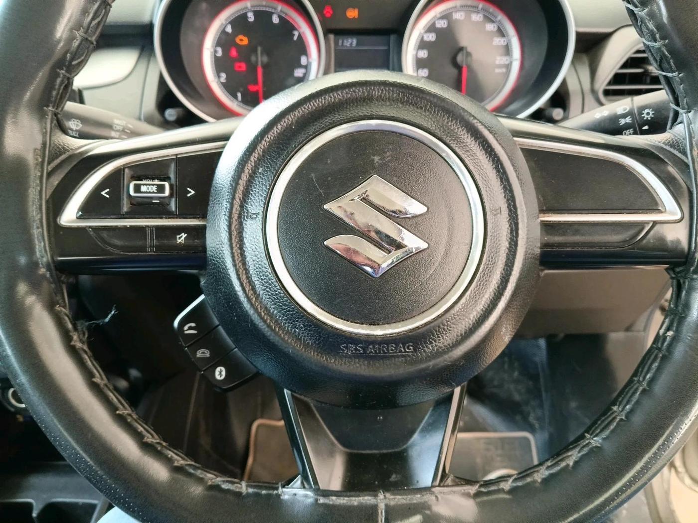 2020 Maruti Swift VXI, Petrol, Manual, 1,16,533 km, interior