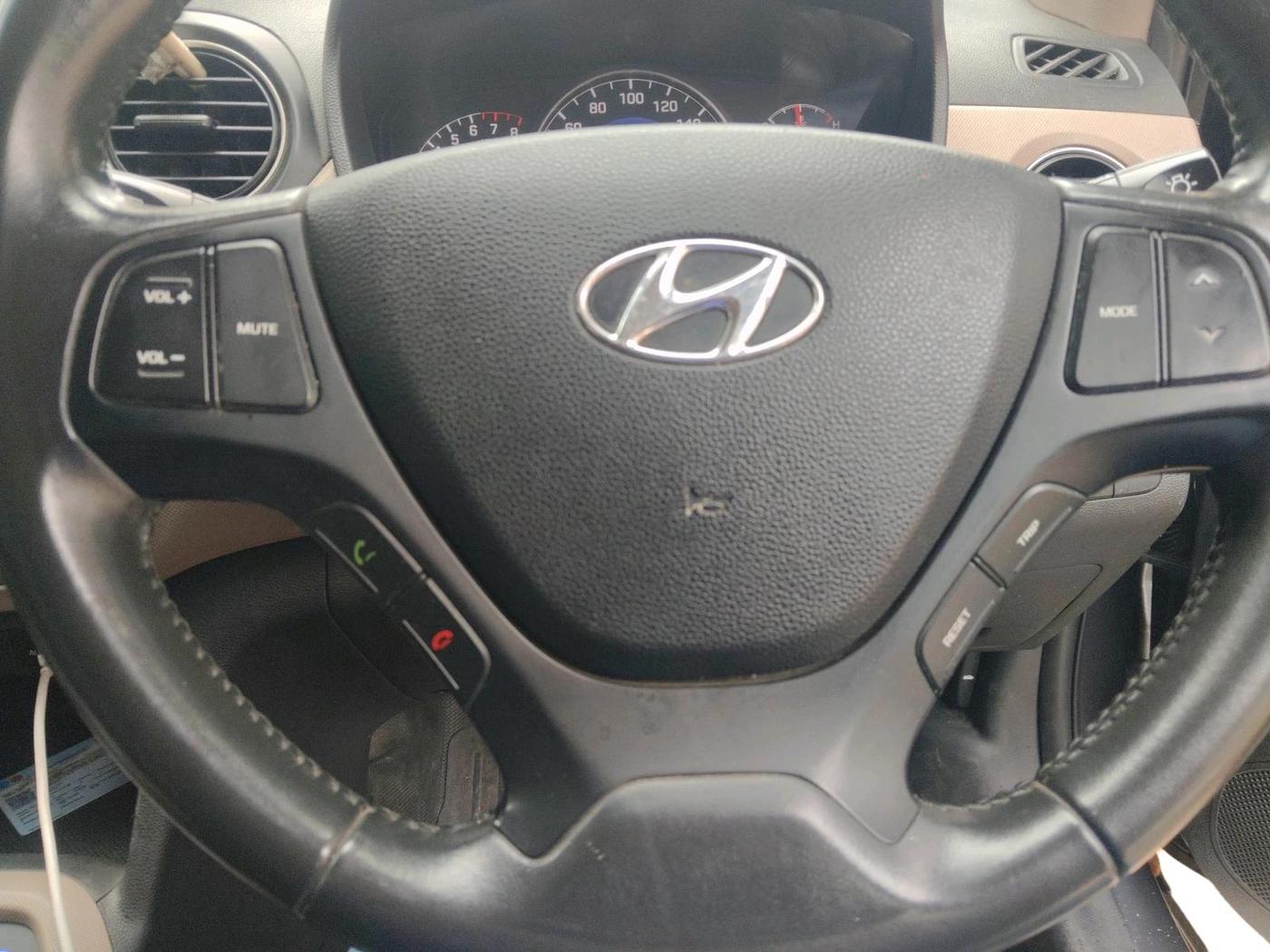 2016 Hyundai Grand i10 ASTA AT 1.2 KAPPA VTVT, Petrol, Automatic, 62,520 km, interior