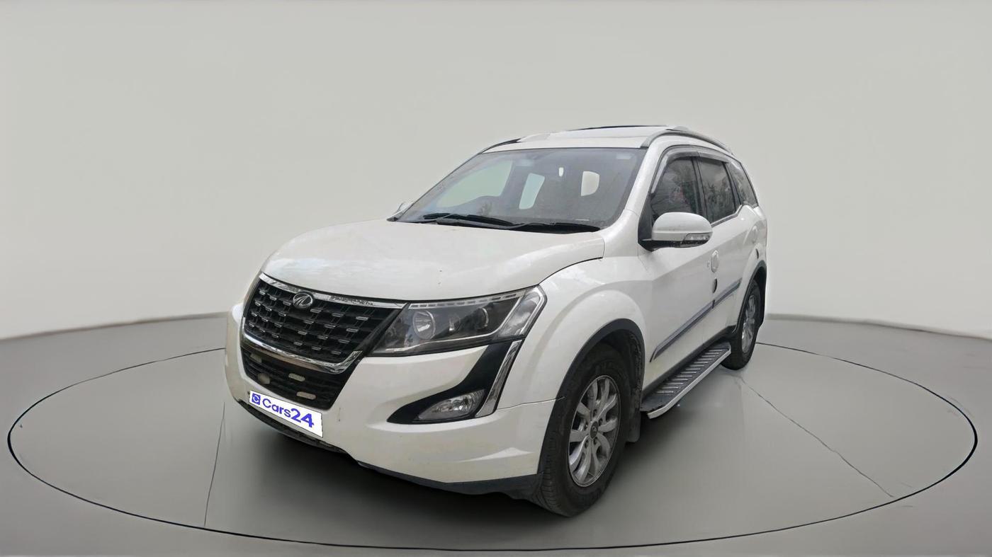 2021 Mahindra XUV500 W9 AT, Diesel, Automatic, 68,398 km, exterior
