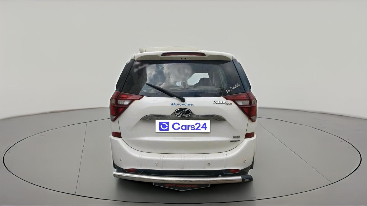 2021 Mahindra XUV500 W9 AT, Diesel, Automatic, 68,398 km, exterior