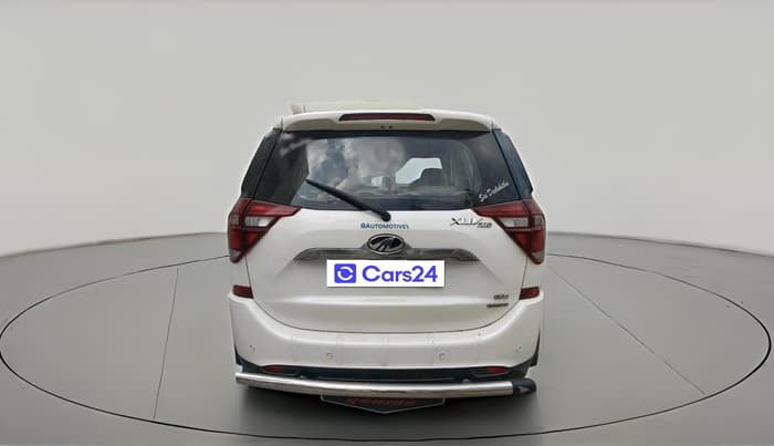 2021 Mahindra XUV500 W9 AT, Diesel, Automatic, 68,398 km, exterior