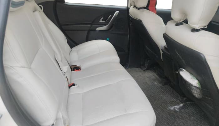 2021 Mahindra XUV500 W9 AT, Diesel, Automatic, 68,398 km, interior