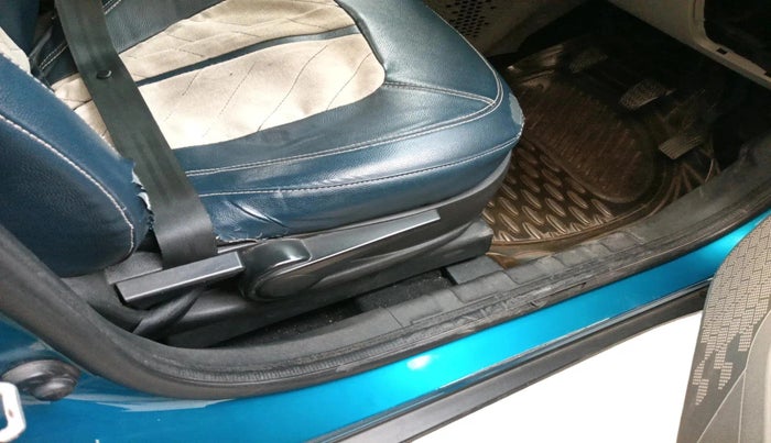 2018 Tata NEXON XZ PLUS PETROL, Petrol, Manual, 37,137 km, interior