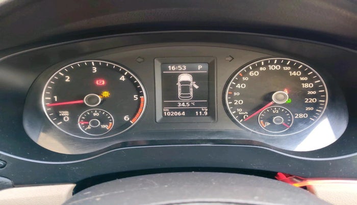 2011 Volkswagen Jetta HIGHLINE TDI AT, Diesel, Automatic, 1,02,064 km, interior