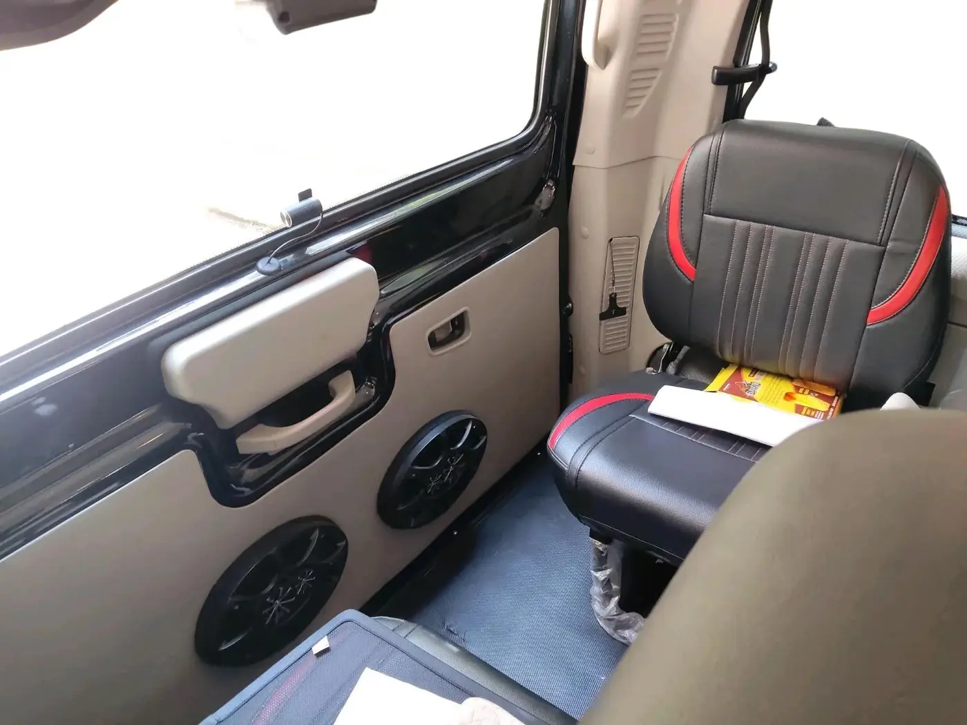 2021 Mahindra Scorpio S5, Diesel, Manual, 28,066 km, interior