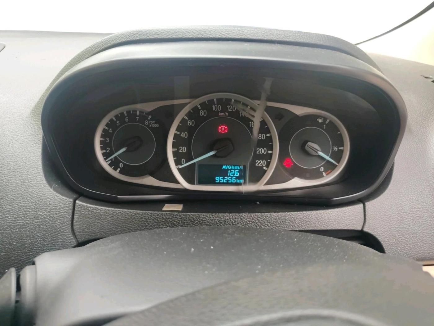 2017 Ford Figo Aspire TITANIUM 1.2 PETROL, Petrol, Manual, 95,256 km, interior
