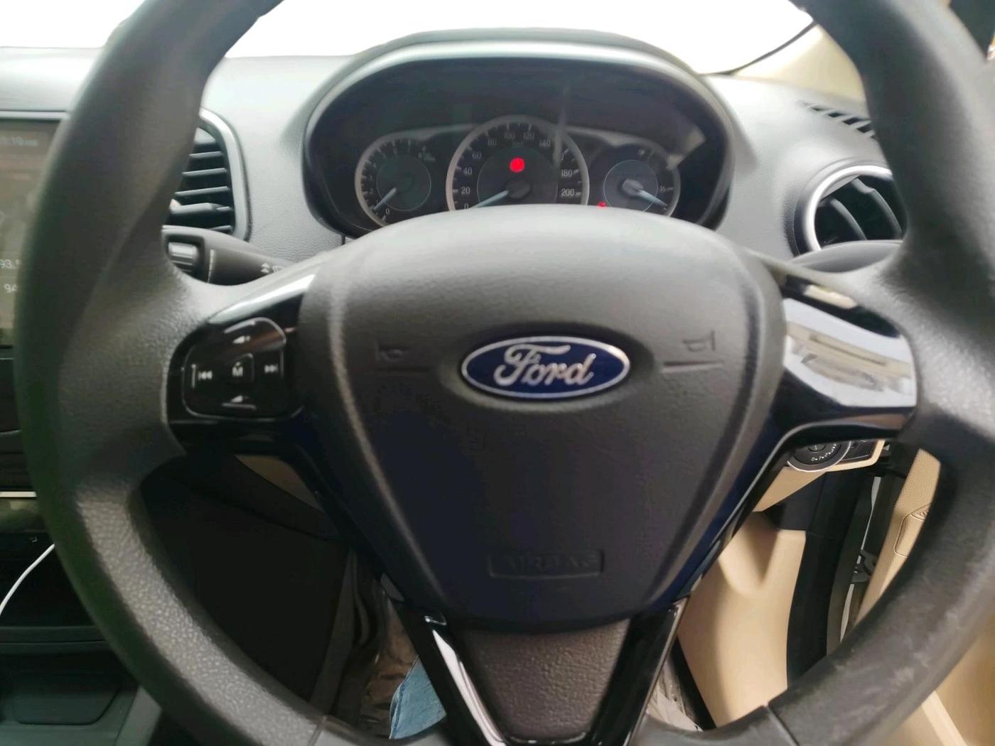 2017 Ford Figo Aspire TITANIUM 1.2 PETROL, Petrol, Manual, 95,256 km, interior