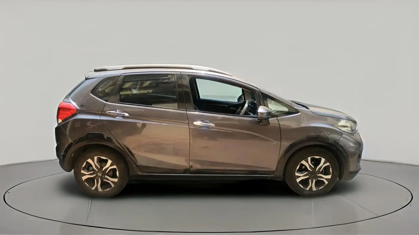 2017 Honda WR-V 1.5L I-DTEC VX MT, Diesel, Manual, 2,43,136 km, exterior