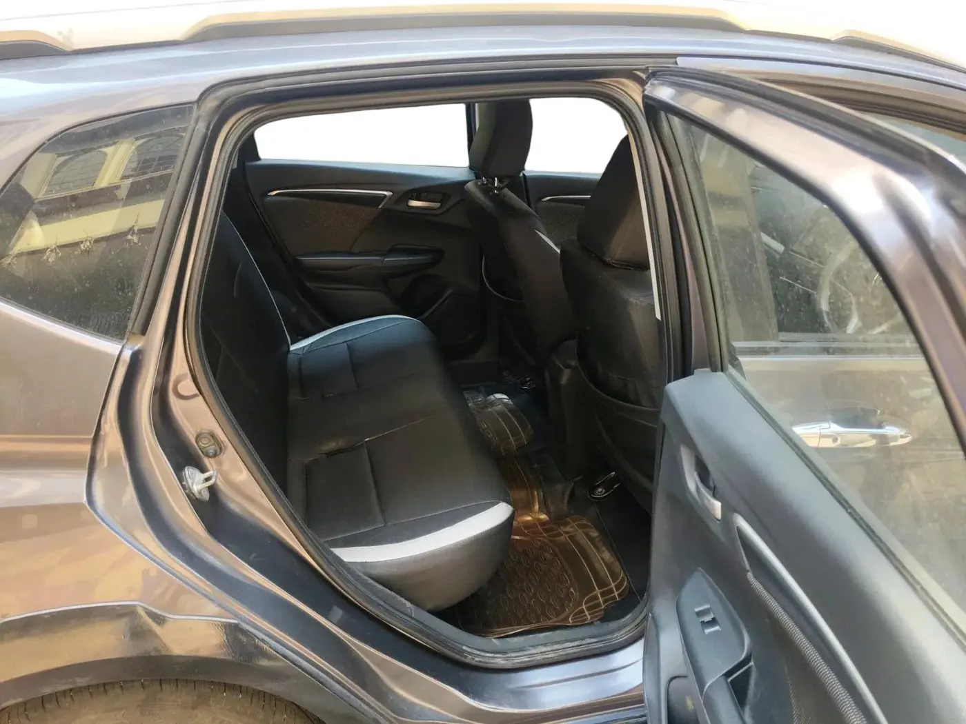 2017 Honda WR-V 1.5L I-DTEC VX MT, Diesel, Manual, 2,43,136 km, interior