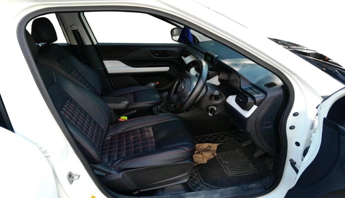 2022 Tata PUNCH PURE MT, Petrol, Manual, 23,838 km, interior