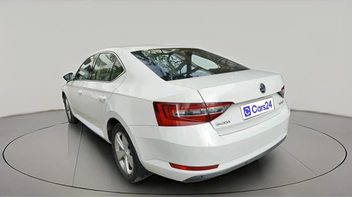 2019 Skoda Superb STYLE 1.8 TSI AT, Petrol, Automatic, 90,851 km, exterior