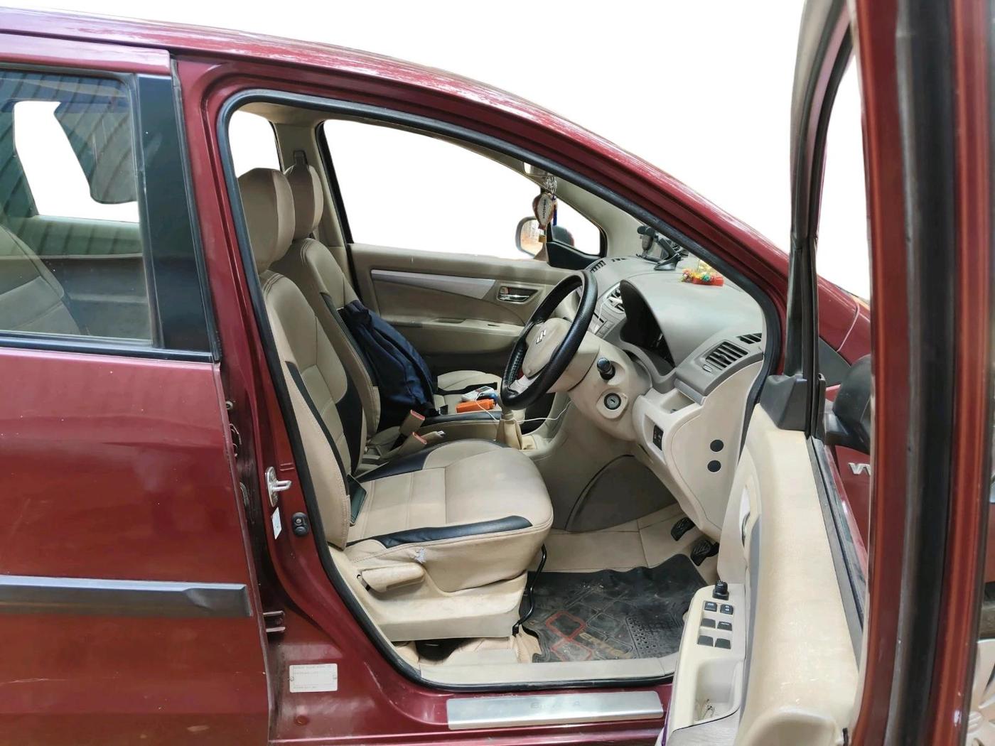 2013 Maruti Ertiga VXI CNG, CNG, Manual, 1,32,203 km, interior