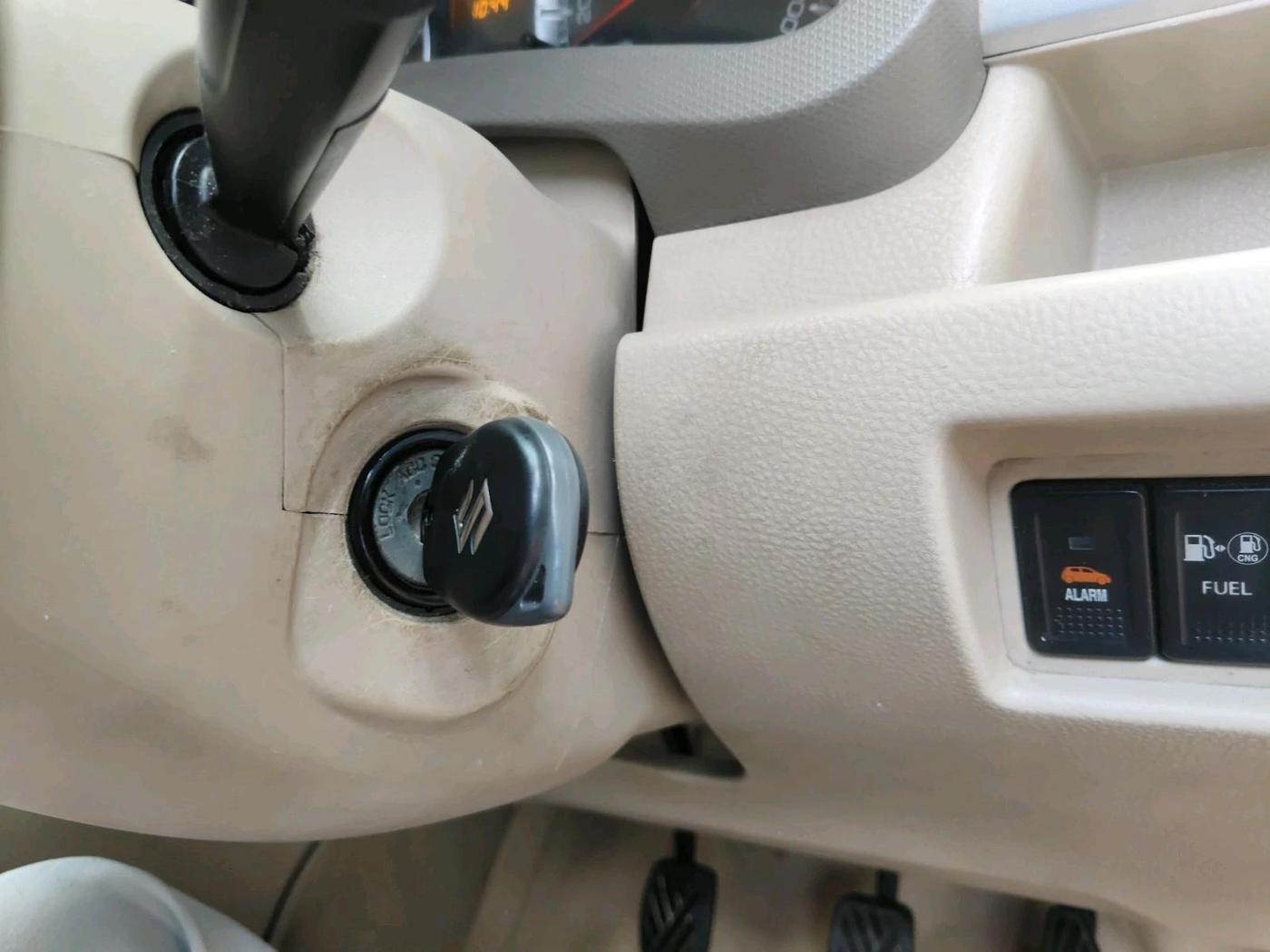 2013 Maruti Ertiga VXI CNG, CNG, Manual, 1,32,203 km, interior