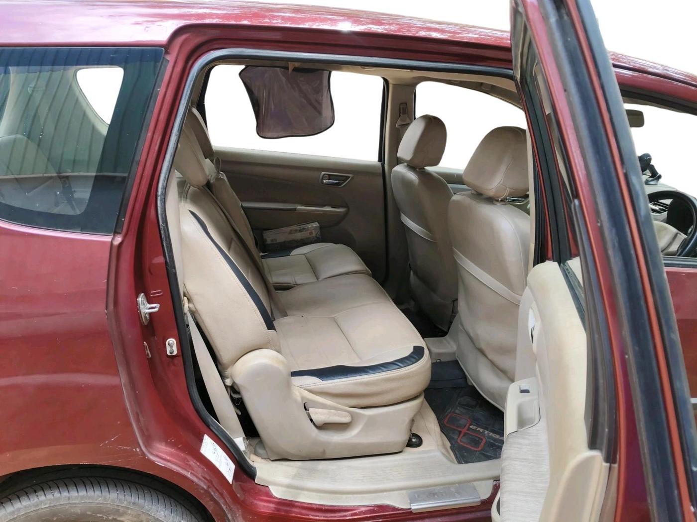 2013 Maruti Ertiga VXI CNG, CNG, Manual, 1,32,203 km, interior