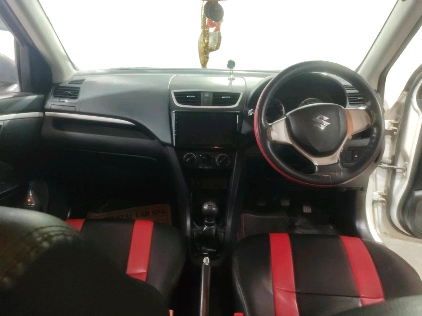 2015 Maruti Swift VXI, Petrol, Manual, 1,98,803 km, interior