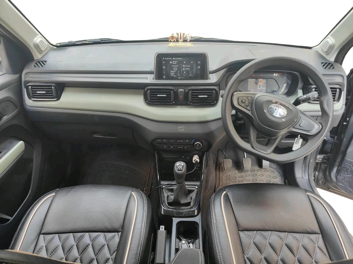 2025 Tata PUNCH Adventure Plus, Petrol, Manual, 7,189 km, interior