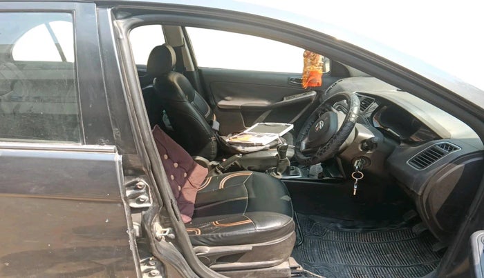 2015 Tata Bolt XMS REVOTRON, Petrol, Manual, 89,924 km, interior