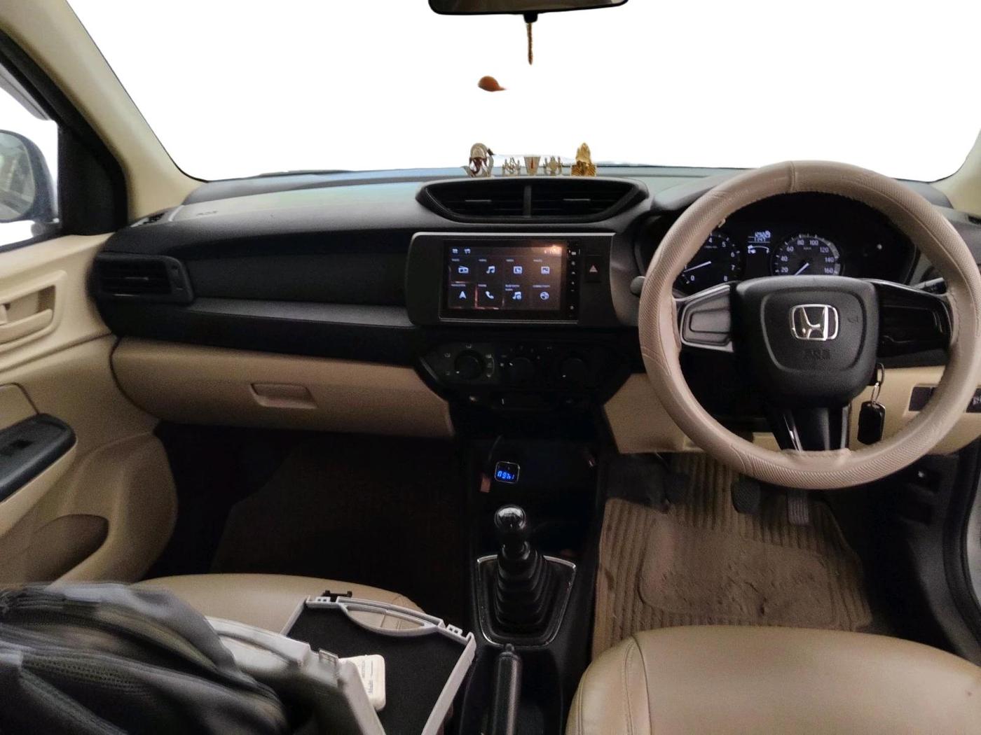2020 Honda Amaze 1.2L I-VTEC E, Petrol, Manual, 1,29,229 km, interior